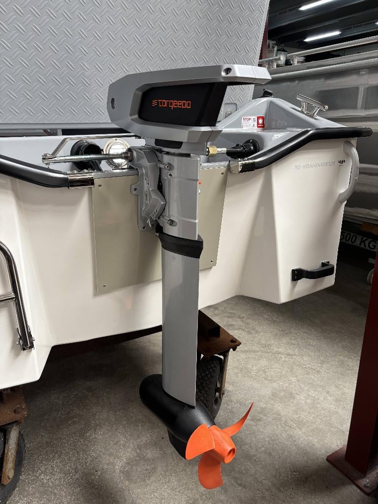 NIEUW Hobby Boat 460SC + Torqeedo Cruiser 6, Watersport en Boten, Ophalen, 10 tot 30 pk, Elektrisch, Nieuw