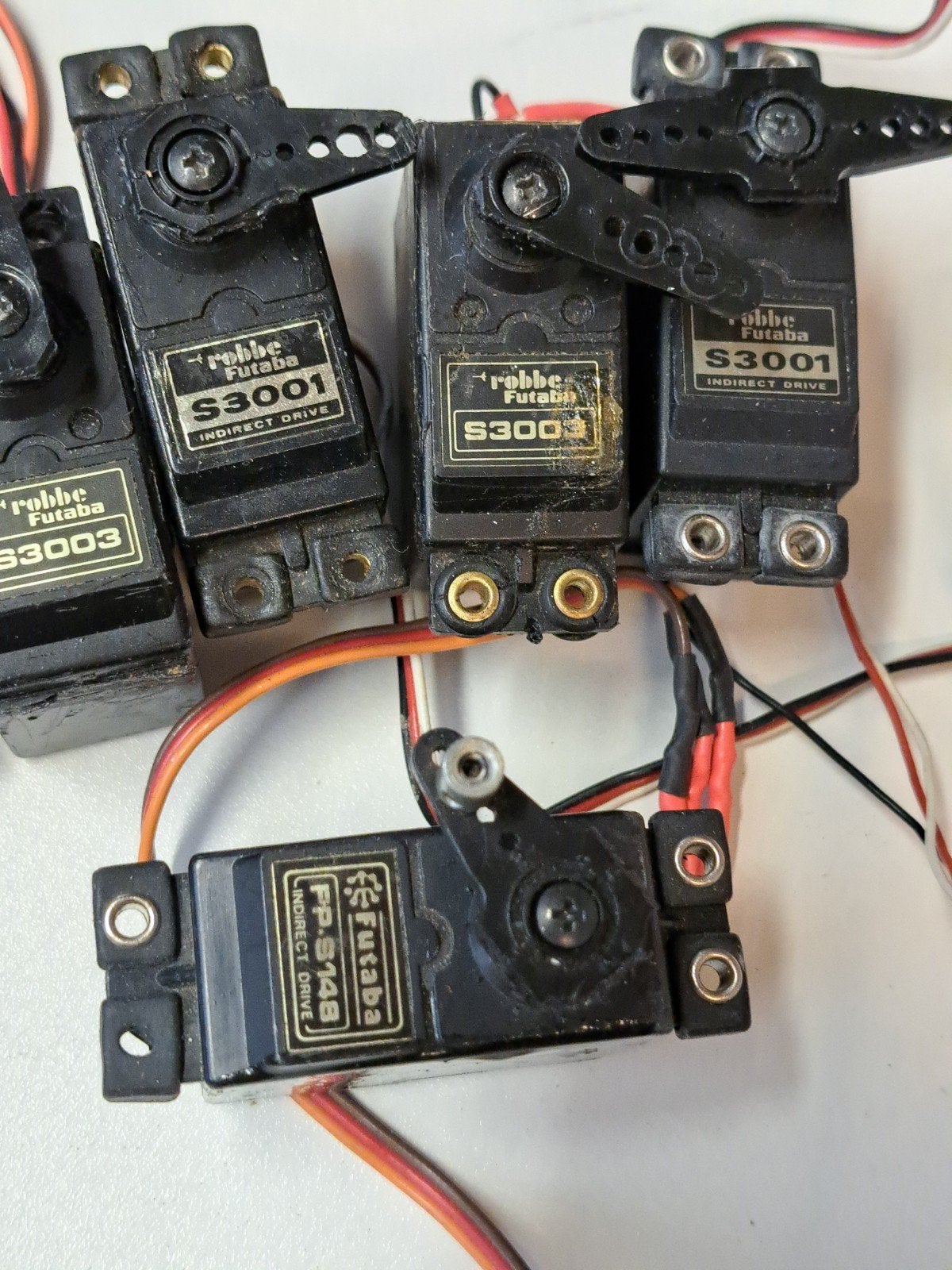 10 servo,s oa futaba graupner hitec met zakje diverse servo, Ophalen of Verzenden