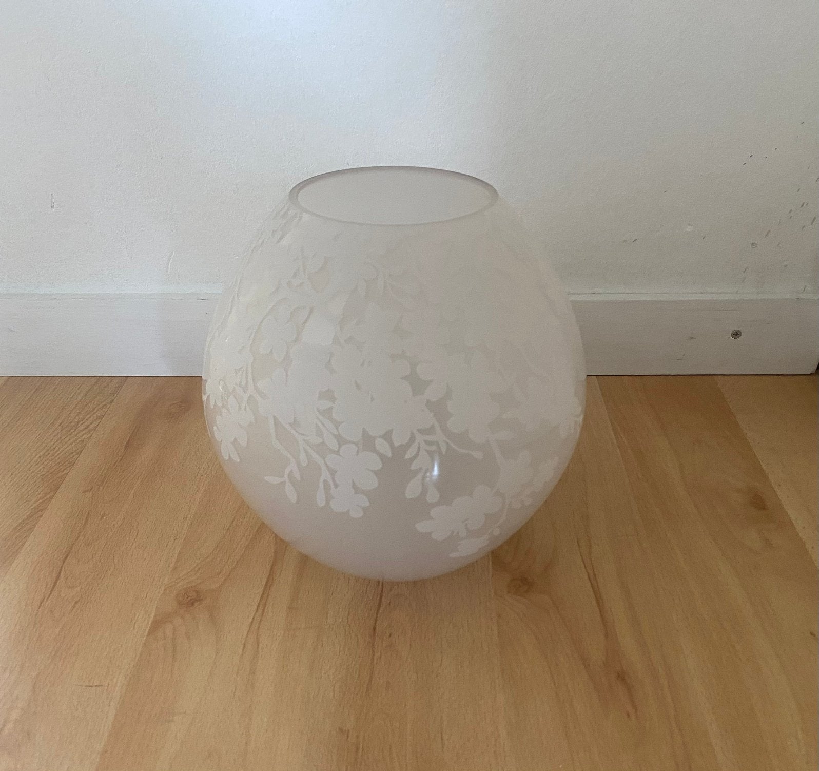 IKEA bollamp melkglas., Ophalen of Verzenden, Zo goed als nieuw, Minder dan 100 cm