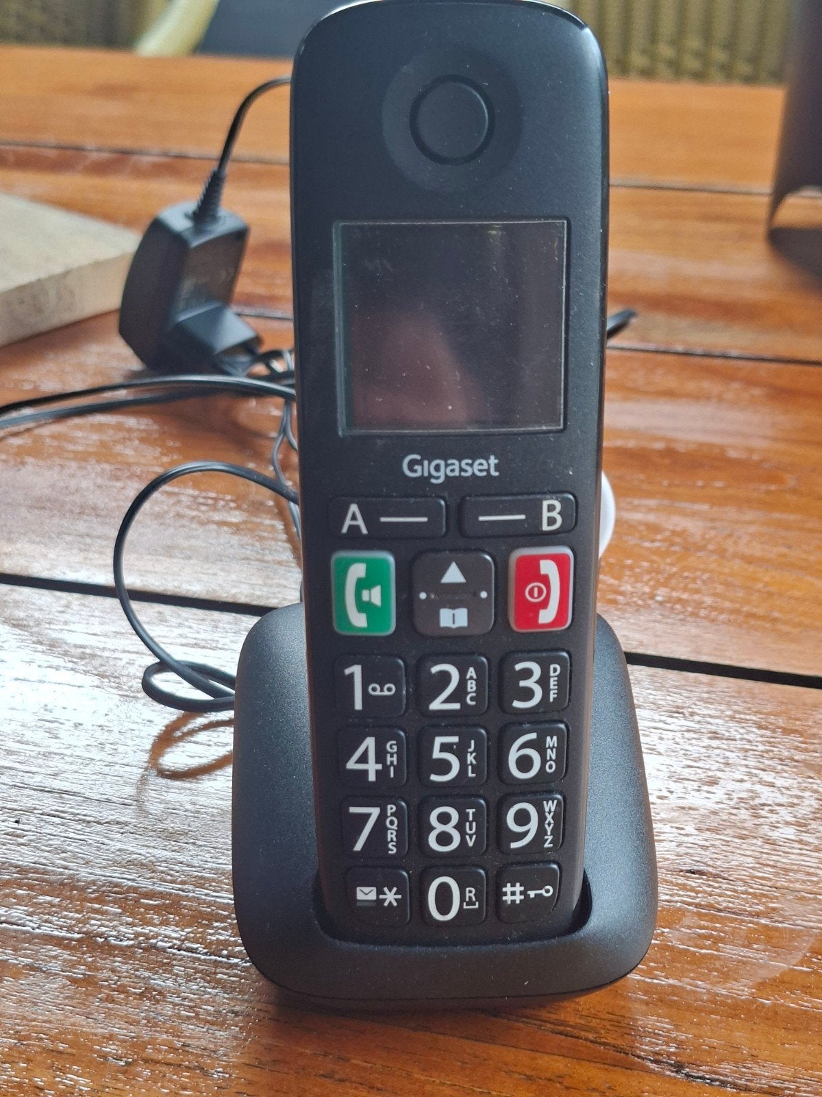 Senioren Gigaset draadloze huistelefoon met grote toetsen, Telecommunicatie, Ophalen of Verzenden, Zo goed als nieuw, 1 handset