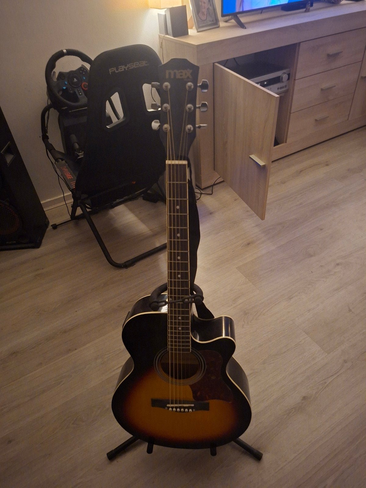 Semi-akoestische gitaar met versterker en tuner, Muziek en Instrumenten, Ophalen, Gebruikt, Western- of Steelstringgitaar, Met (piezo-)element
