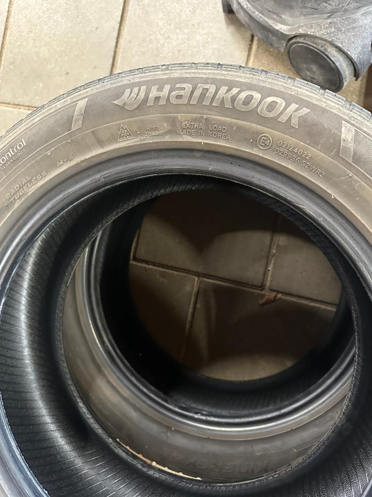 Hankook banden 215 55 zr17, 17 inch, Ophalen of Verzenden, All Season, Band(en)