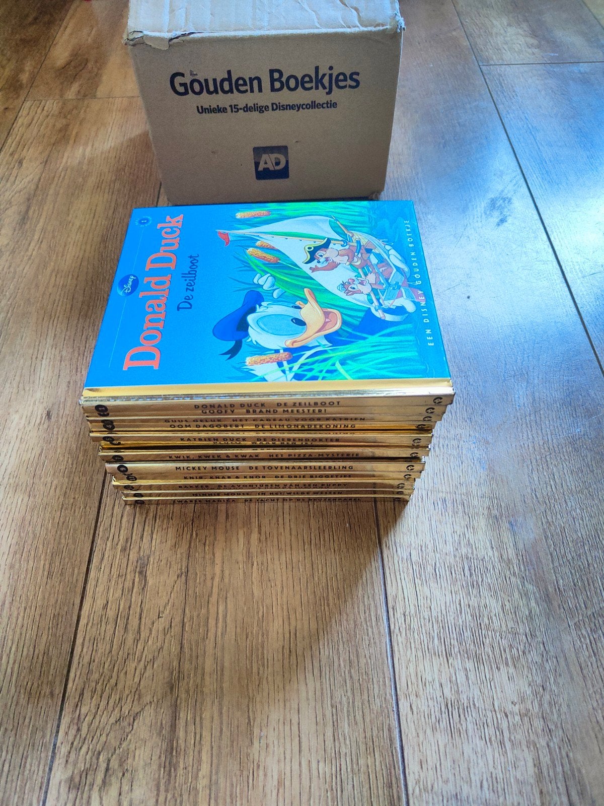 Disney's Gouden Boekjes Collectie AD 15 Delig met Doos, Ophalen of Verzenden, Zo goed als nieuw, Sprookjes