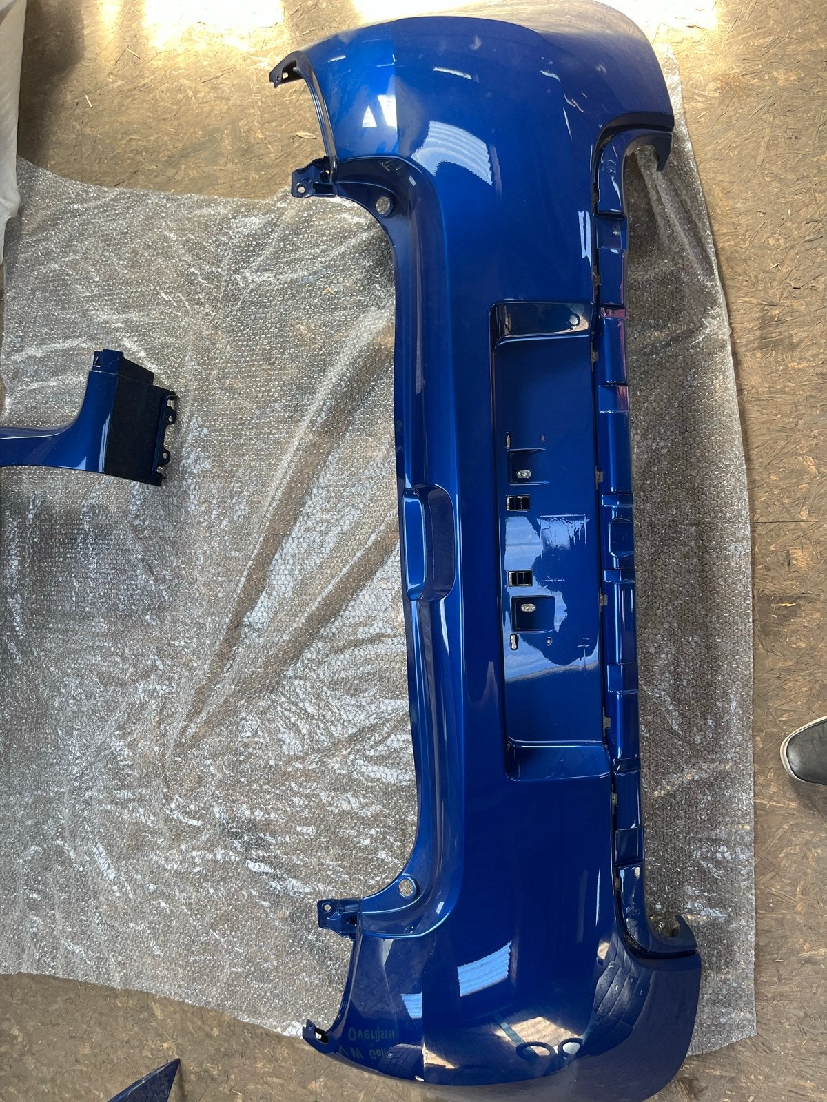 Achterbumper Nieuw Remault Clio 3 - Blauw, Auto-onderdelen, Renault, Nieuw, Ophalen of Verzenden, Achter