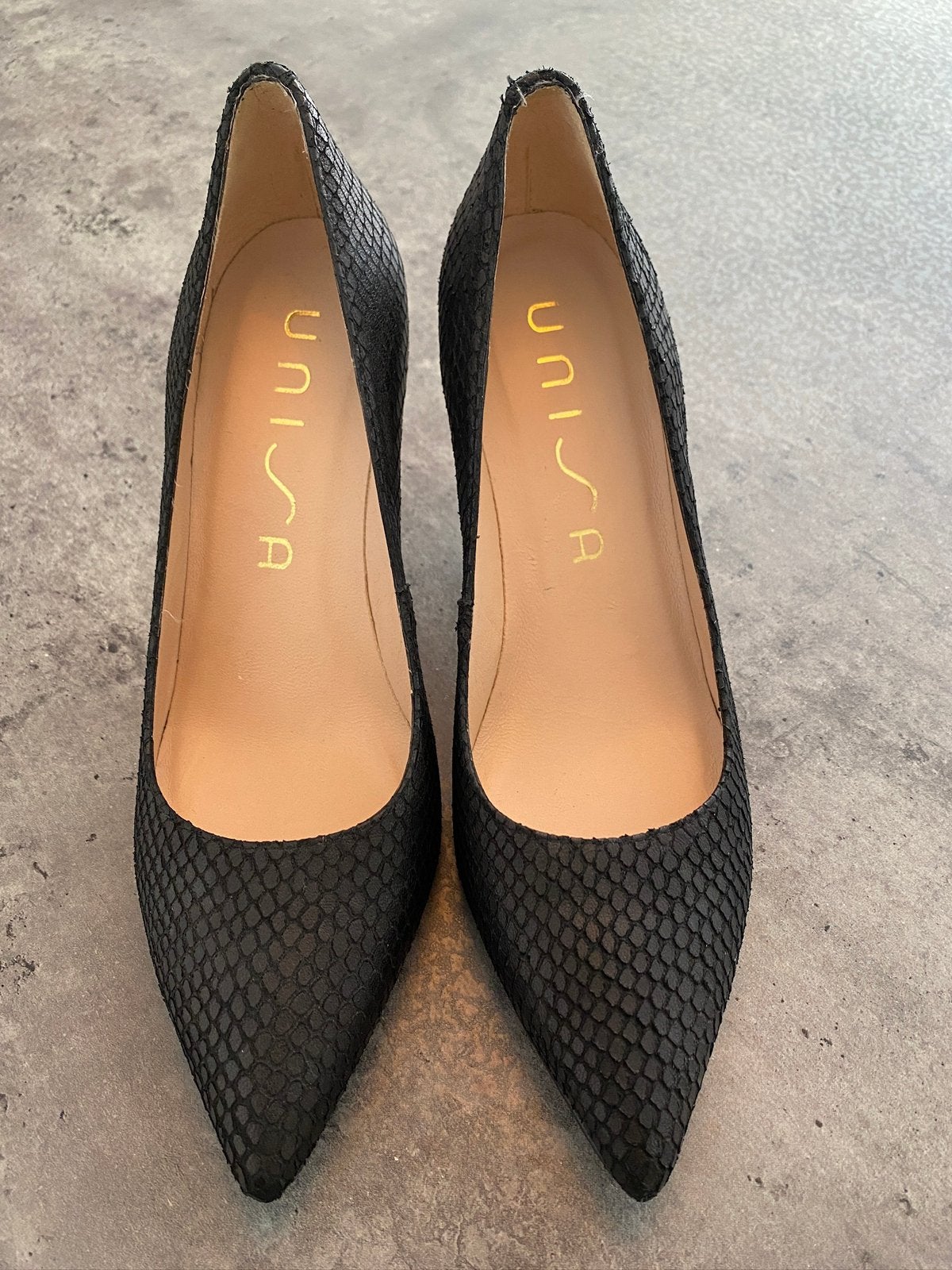 Pumps van Unisa, 9cm, maat 38, leer, zwart, als nieuw, Pumps, Zwart, Ophalen of Verzenden, Zo goed als nieuw