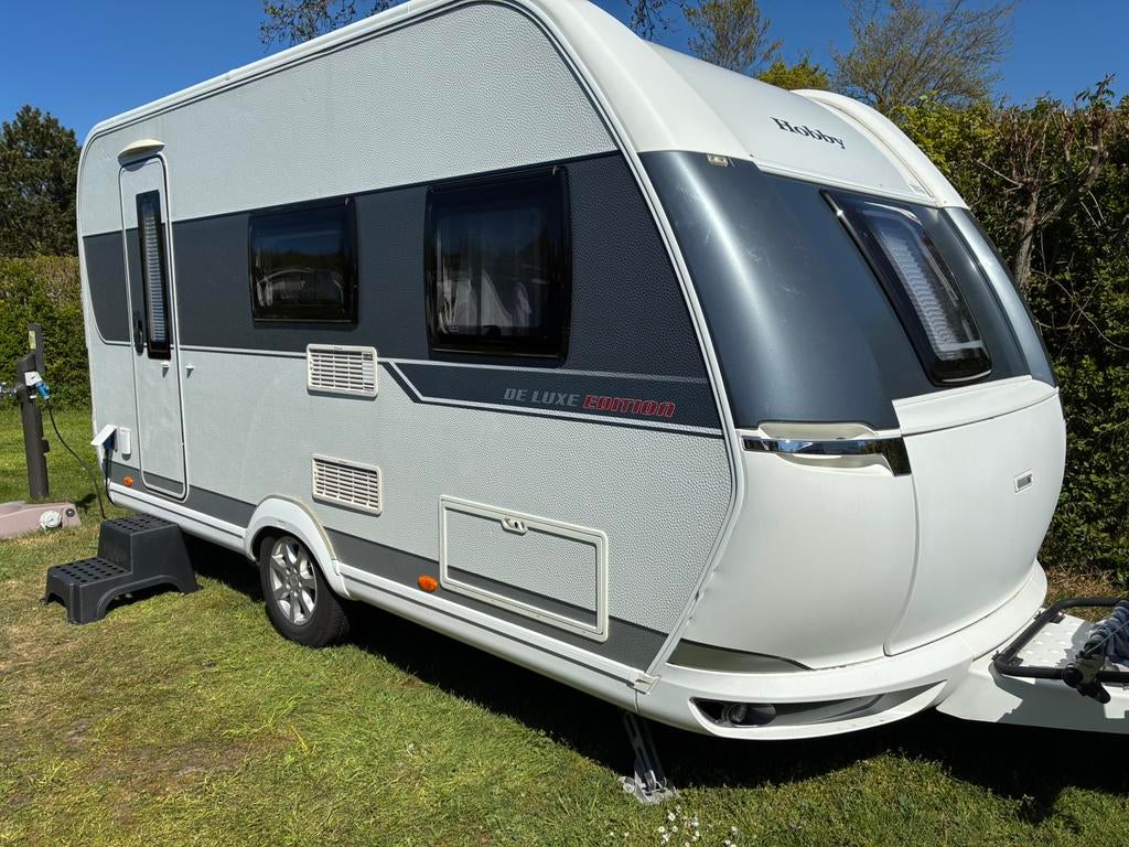 Prachtige Hobby 440 (nieuwstaat, mover en nieuwe voortent), Caravans en Kamperen, Hobby, Particulier, Schokbreker, Tot en met 4