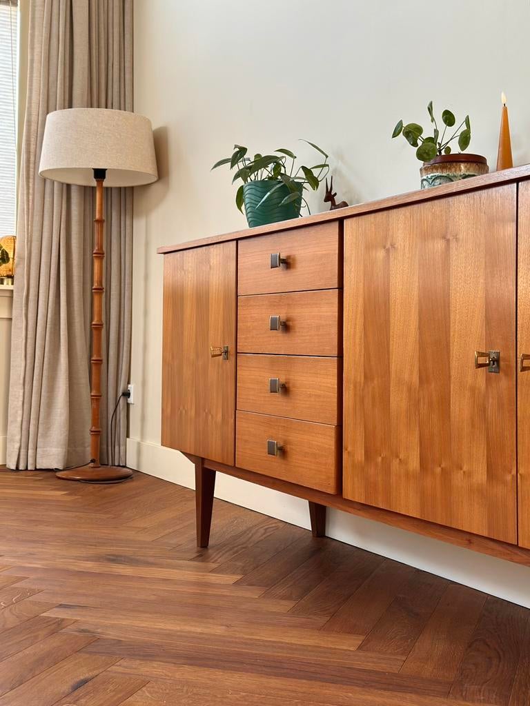 Vintage dressoir sideboard messing jaren 50/60/70, Ophalen, Gebruikt, Met deur(en), 150 tot 200 cm
