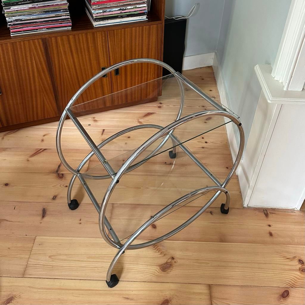 Bar karretje / platenspeler tafel met wieltjes, Ophalen, Gebruikt