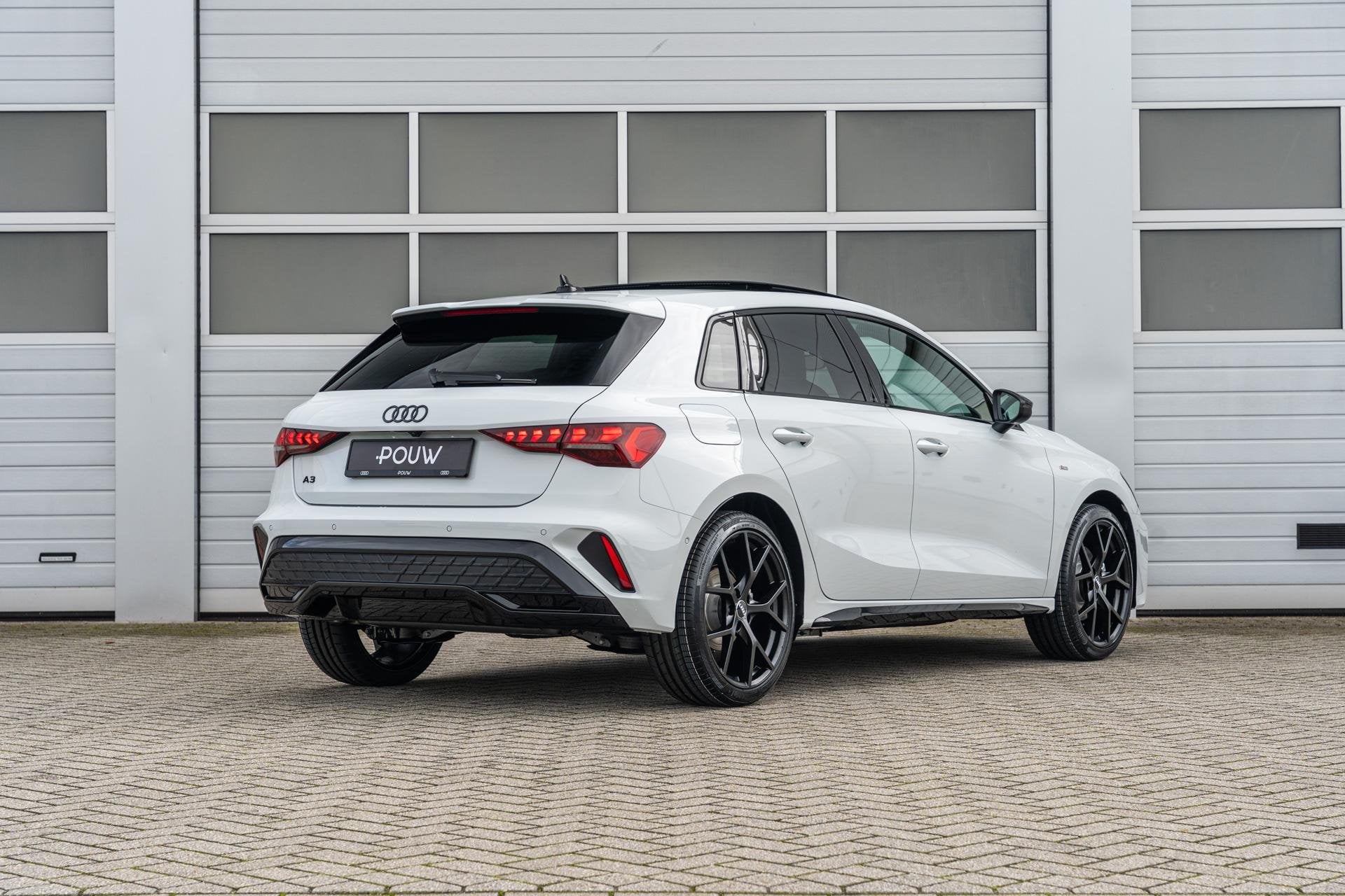 Audi A3 Sportback 40 TFSI e 204pk S-line edition | Panoramad, Auto's, 12 maanden, 1498 cc, 4 cilinders, 150 min
