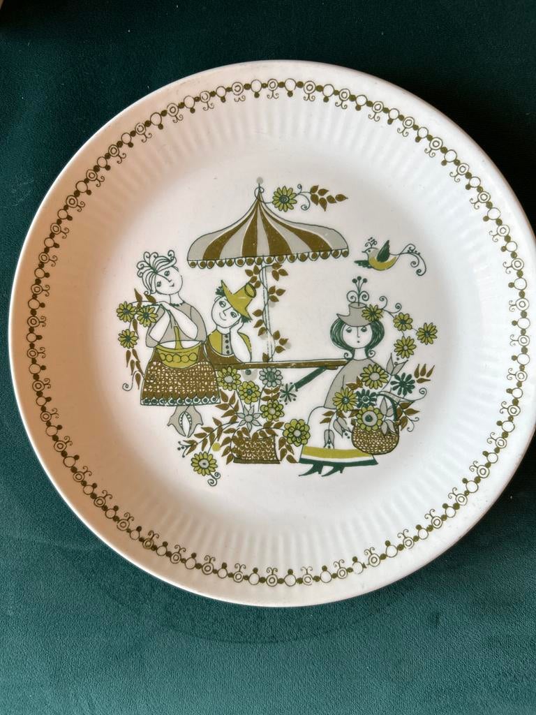 Figgjo Flint, Huis en Inrichting, Keuken | Servies, Keramiek, Ophalen of Verzenden, Zo goed als nieuw, Bord(en)