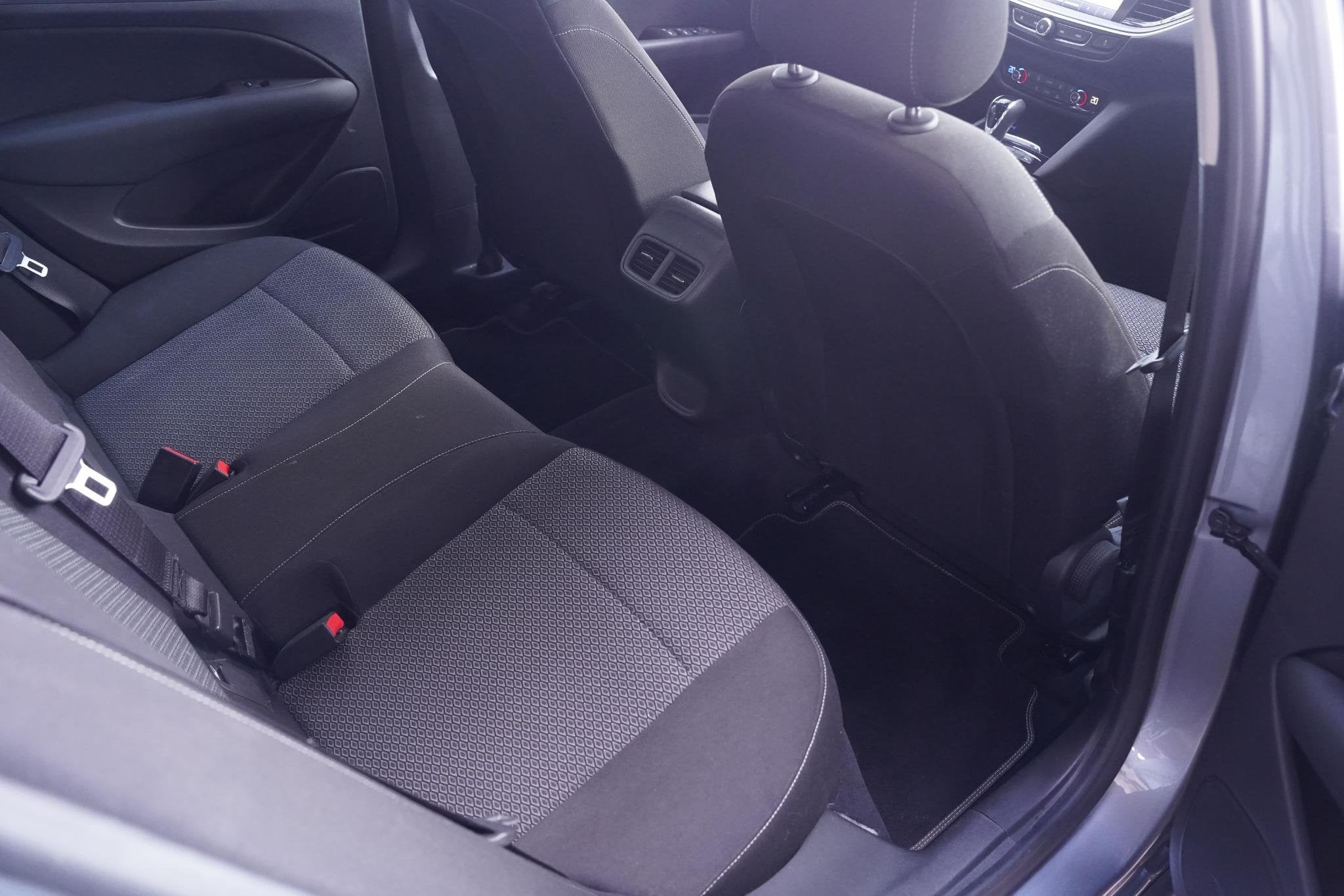 Foto 48 van Opel Insignia Grand Sport 1.6 CDTI Business Executive naviga
