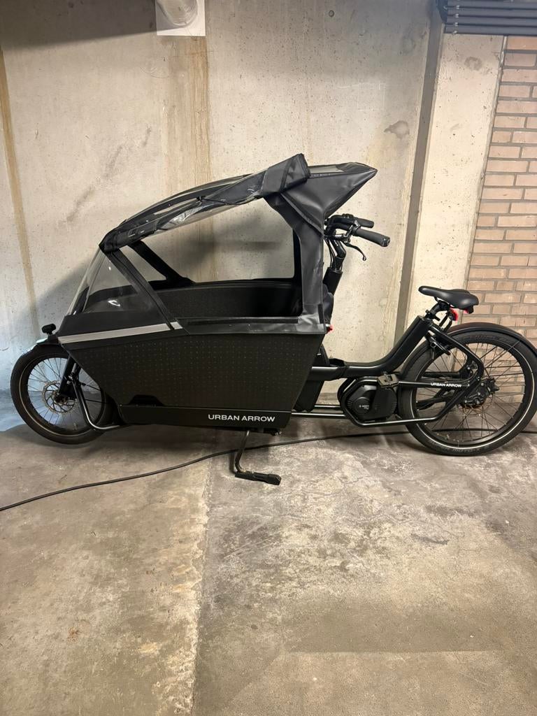 Urban Arrow Family Smart, Fietsen en Brommers, Fietsen | Bakfietsen, Ophalen, Zo goed als nieuw, 4 kinderen of meer