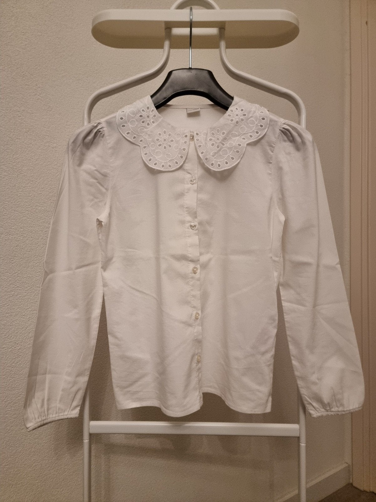 Witte blouse met kanten kraag - LC Waikiki (11-12 jaar), LC Waikiki, Meisje, Overhemd of Blouse, Nieuw