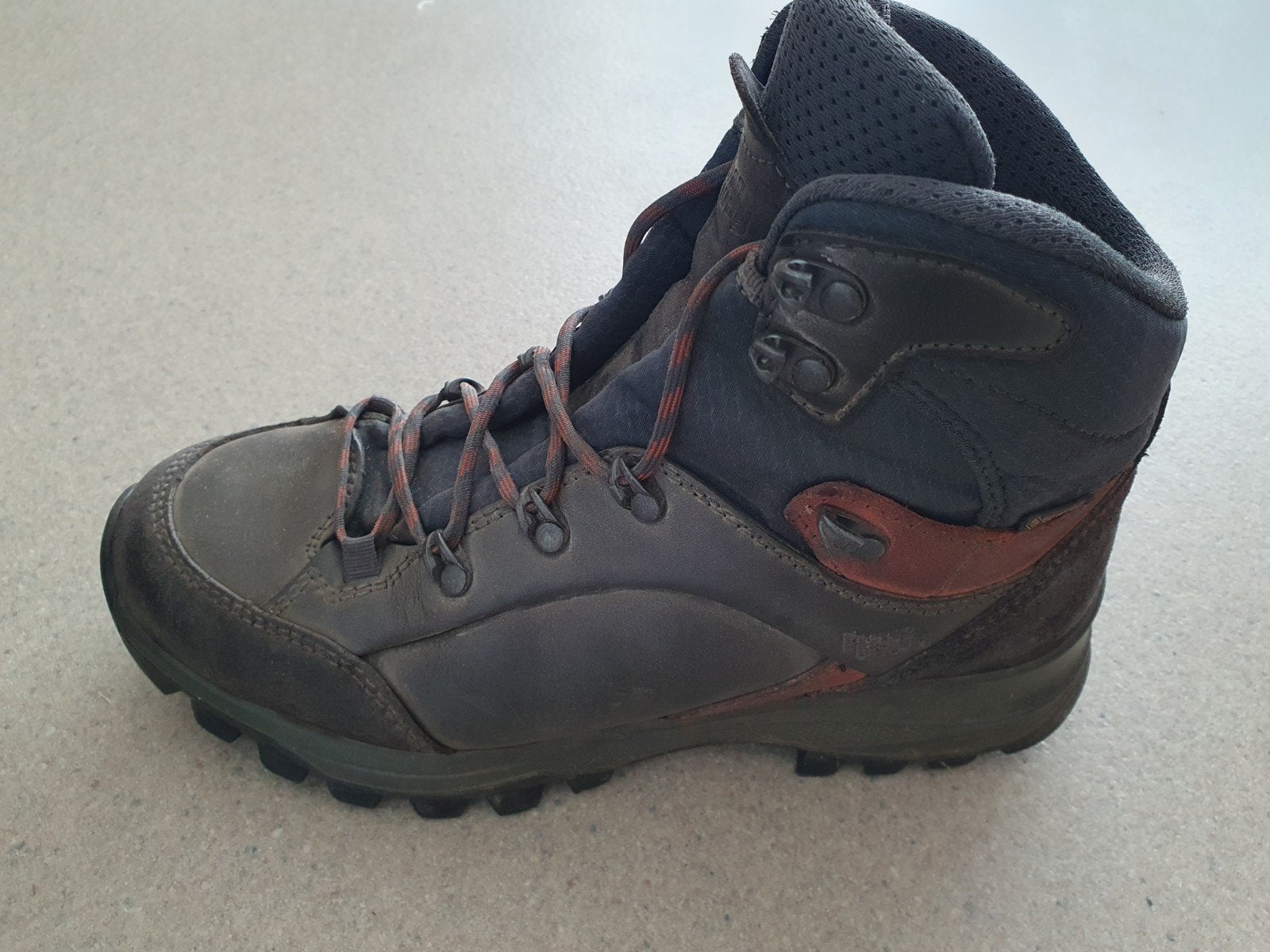 Nette Hanwag wandelschoenen - Goed onderhouden, Sport en Fitness, Bergsport en Wandelen, Ophalen of Verzenden, Gebruikt, Schoenen