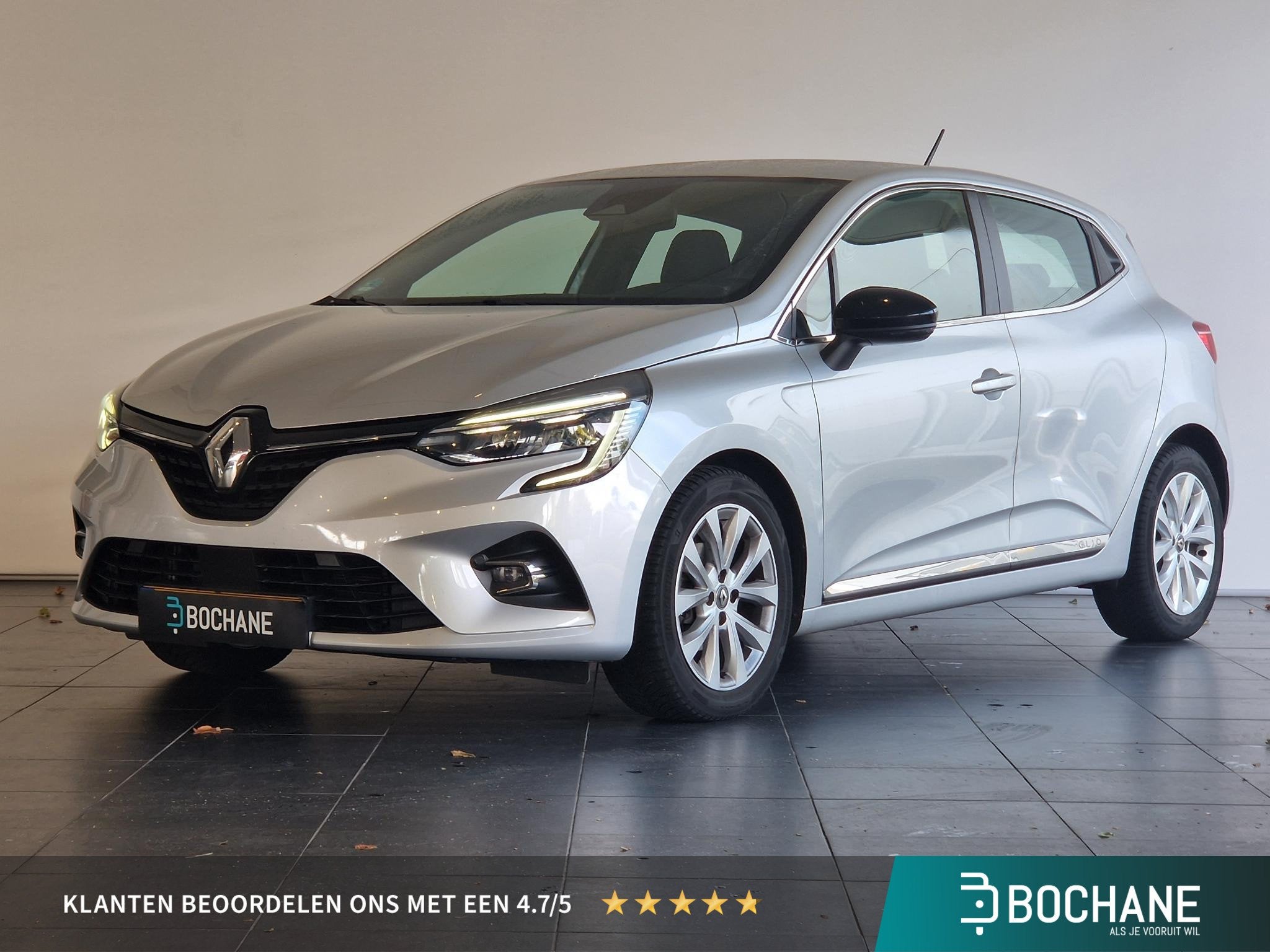 Renault Clio 1.0 TCe Intens | NAVIGATIE | STOELVERWARMING |, Auto's, 101 pk, Gebruikt, 580 kg, Met garantie (alle)