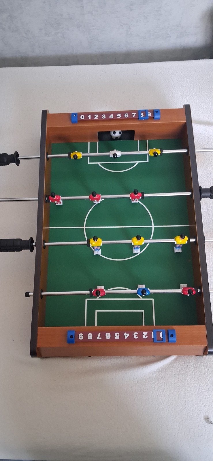 Leuke Mini Voetbaltafel met 2 Ballen - Voor Jong en Oud, Ophalen, Zo goed als nieuw