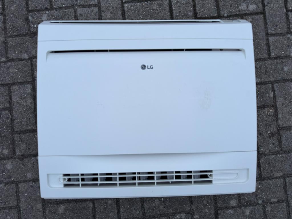 LG UQ09F 2,6kW Vloermodel binnenunit, Ophalen, Zo goed als nieuw, Minder dan 85 cm