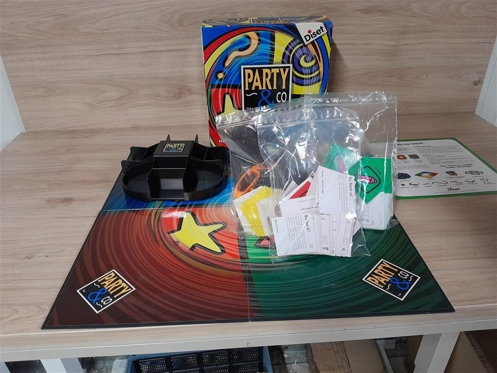 party en co extreme - s3085, Hobby en Vrije tijd, Gezelschapsspellen | Bordspellen, Verzenden, Zo goed als nieuw