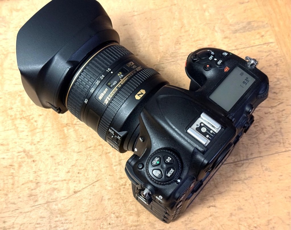 Nikon D500 + 16-80 2.8-4.0 VR ED nieuwstaat met 6542 clicks, Ophalen, Spiegelreflex, 21 megapixels, Bodydop