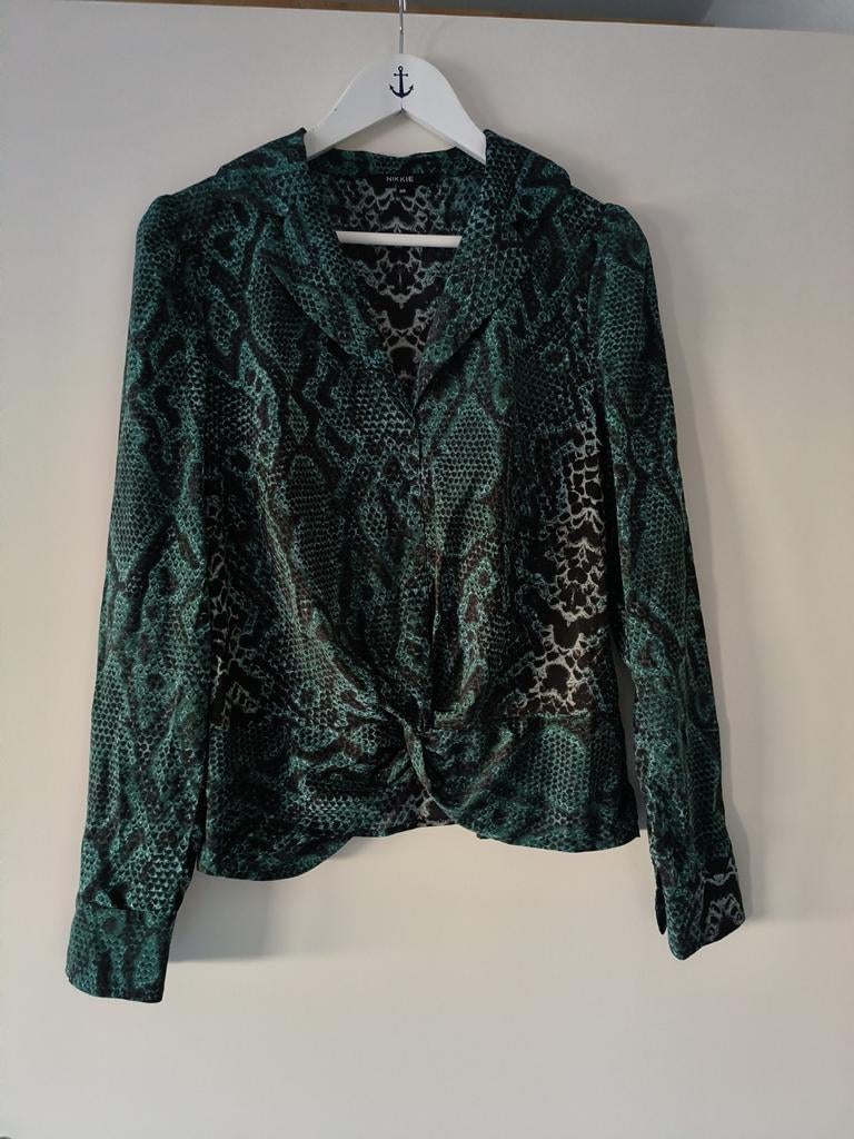 Nikkie slangenprint blouse maat M, Maat 38/40 (M), Ophalen of Verzenden, Nikkie, Gedragen
