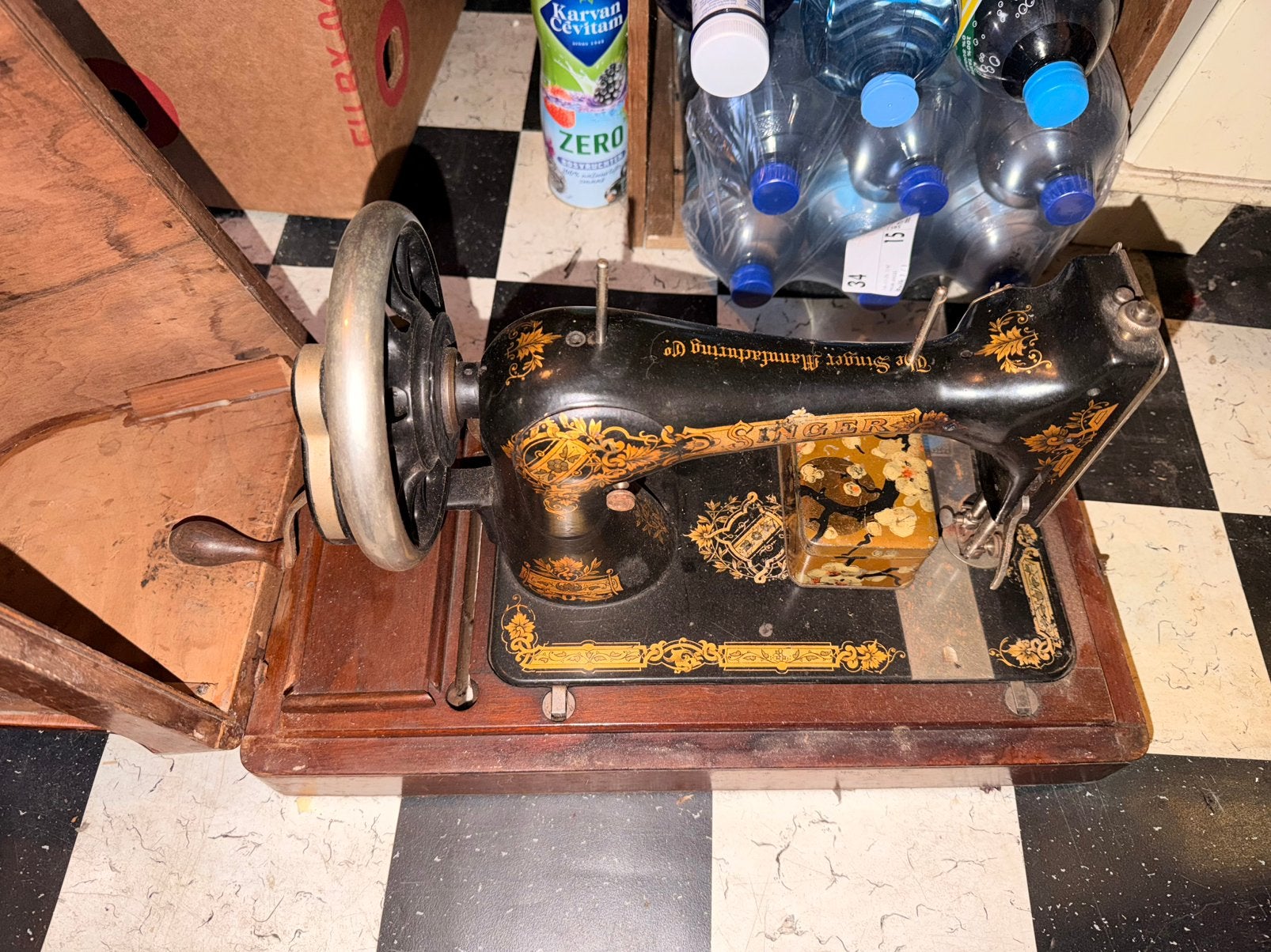 Vintage Hand Naai Machine the singer manufacturing co sewing, Antiek en Kunst, Antiek | Naaimachines, Ophalen of Verzenden
