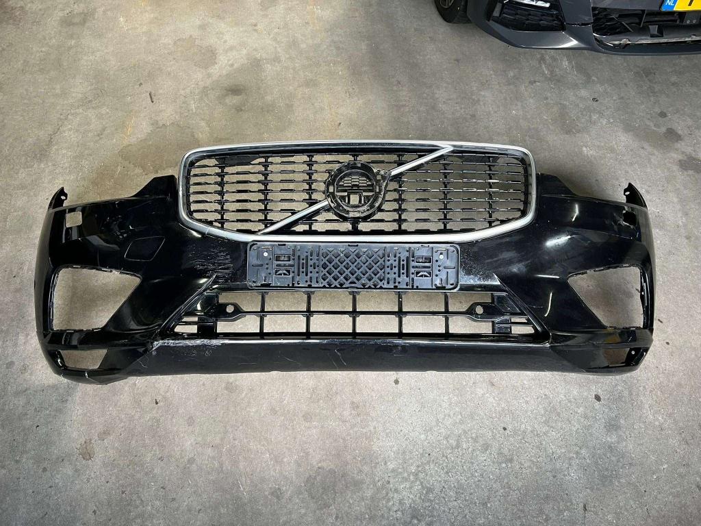 voorbumper xc60 pdc koplspr gril 31457464 32296071 2017+, Auto-onderdelen, Carrosserie en Plaatwerk, Gebruikt, Voor, Volvo, Volvo