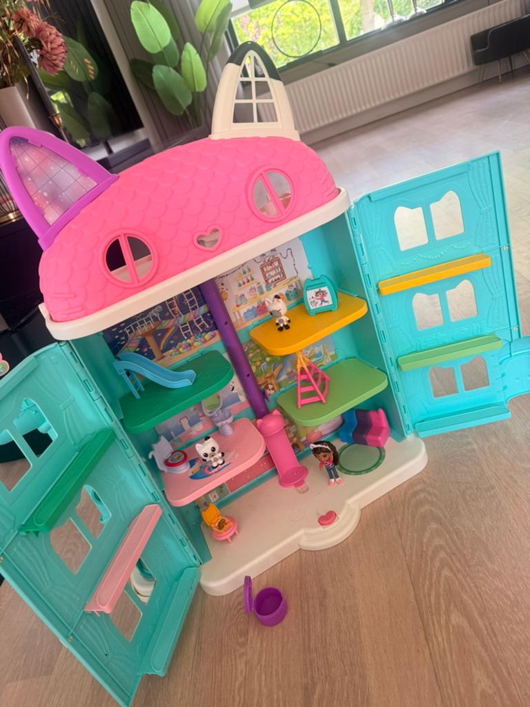 Gabby’s poppenhuis, Kinderen en Baby's, Speelgoed | Poppenhuizen, Ophalen of Verzenden, Gebruikt, Poppenhuis