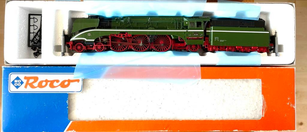 Roco AC voor Märklin 69201 DB sneltreinloc 18.201, Wisselstroom, Gebruikt, Locomotief, -