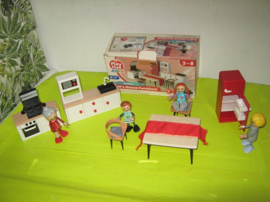 POPPENHUIS SPULLETJES / POPPETJES SAMEN €4,50!, Ophalen, Gebruikt, Toebehoren