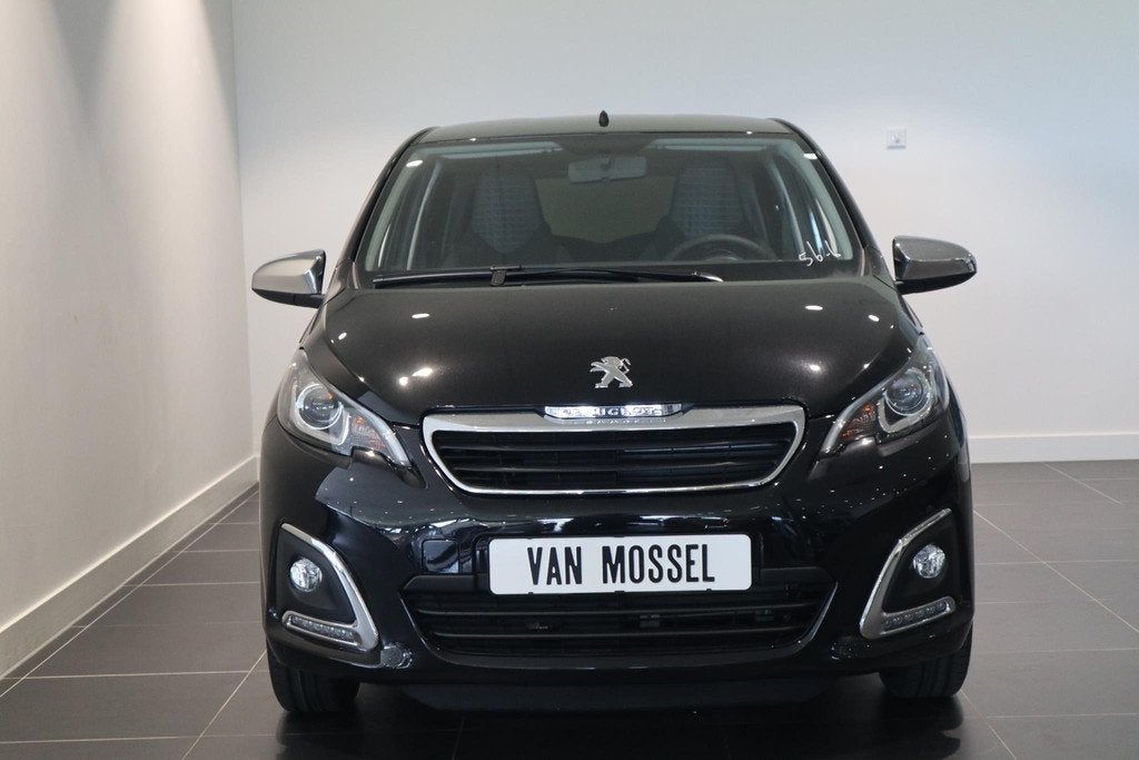 Peugeot 108 Allure CLIMA | CARPLAY | CAMERA | LIMITER, 12 maanden, Stof, Gebruikt, Euro 6