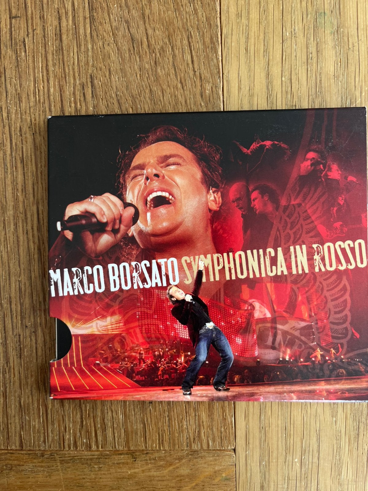 Marco Borsato, symphonica in rosso, Eén persoon, November
