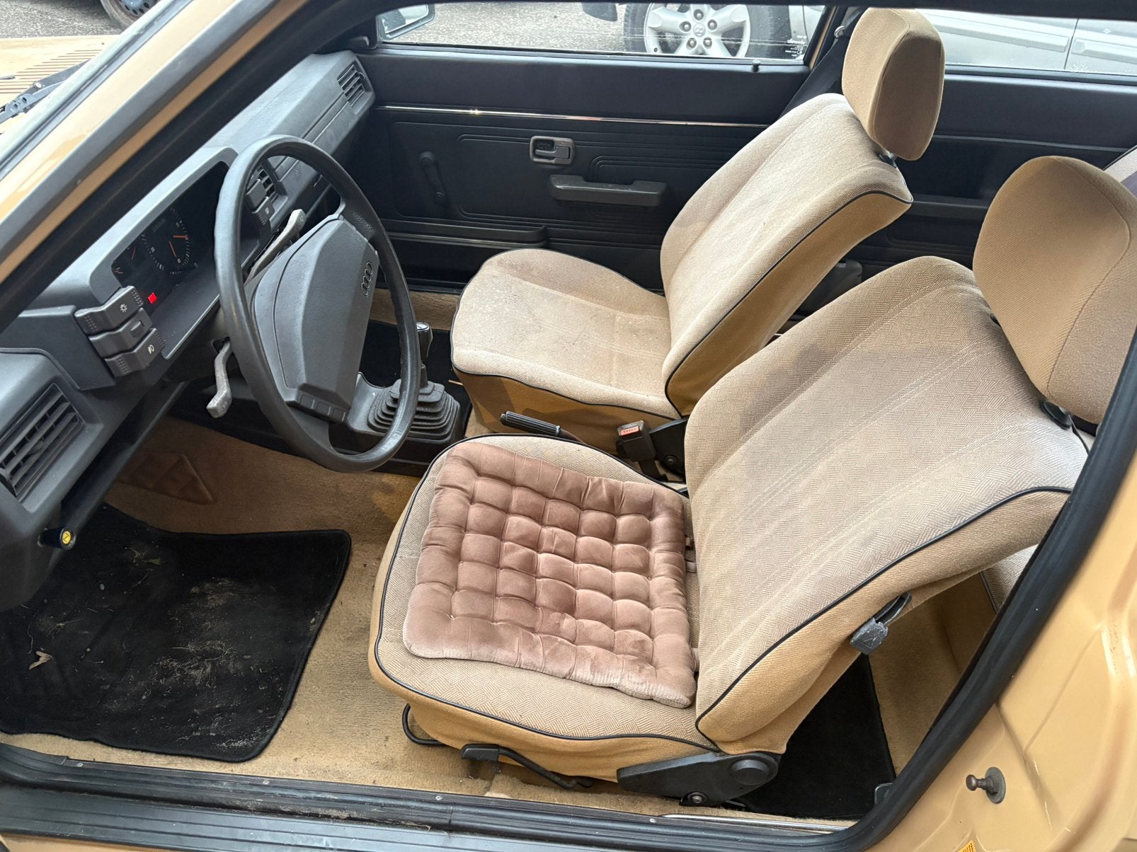 Audi 80 b2 uit 1982 2 deurs sedan zeldzaam, foto 11