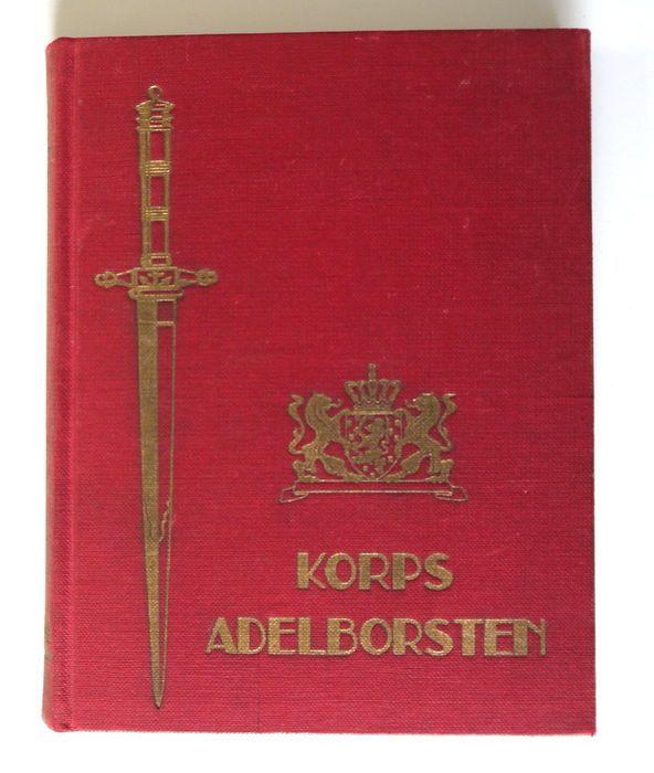 Jaarboekje Korps Adelborsten 1954. Fraai historisch document, Boeken, Ophalen of Verzenden, Gelezen