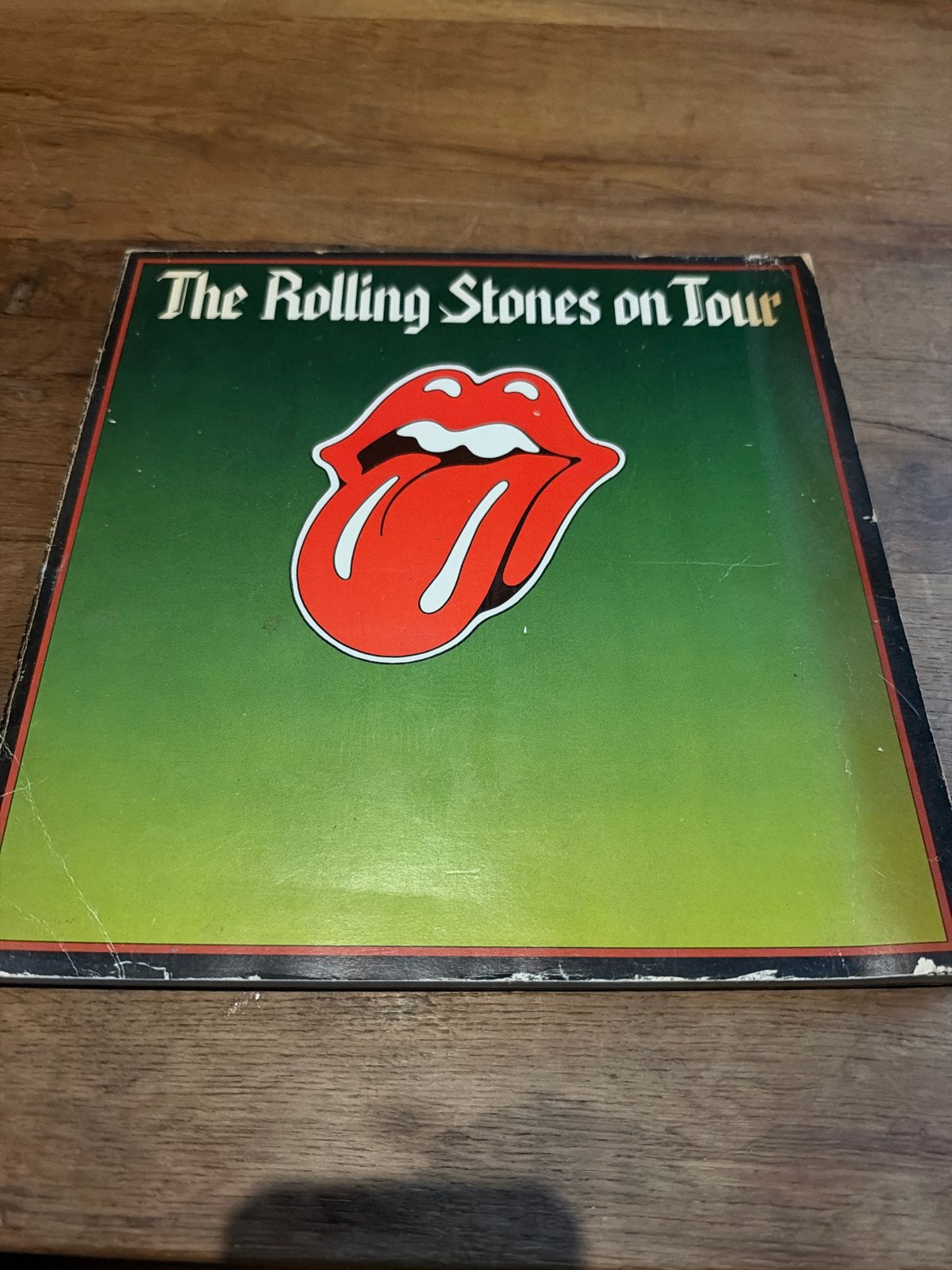 The Rolling Stones on Tour - Uniek Fotoboek, Ophalen of Verzenden, Gelezen, Artiest