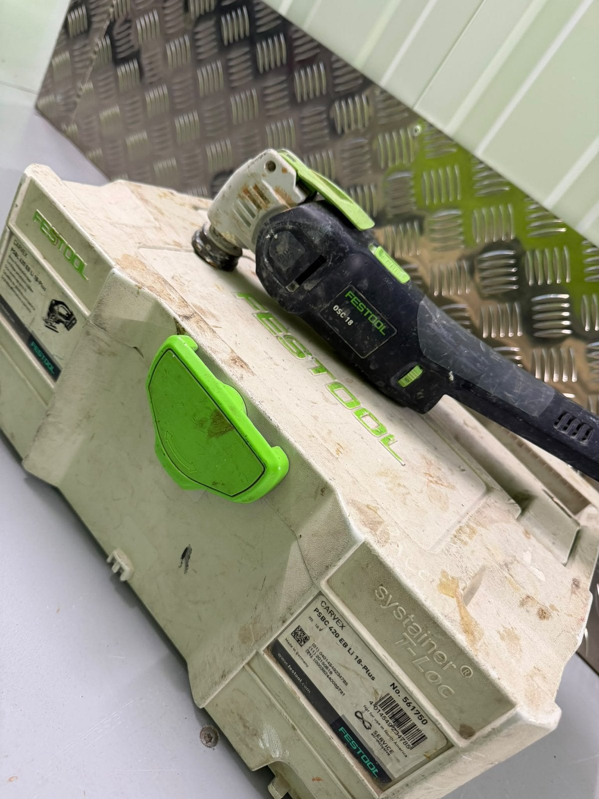 Festool OSC 18  Festool OSC 18 accu-oscillerende multitool –, Ophalen, Zo goed als nieuw, Minder dan 600 watt