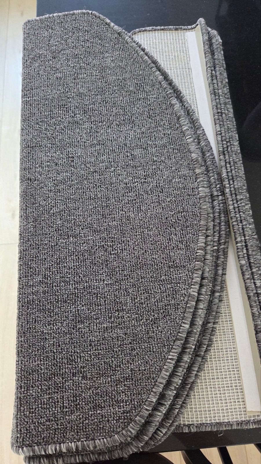 Grijze Halfronde Trapmatten - Set van 15, Huis en Inrichting, Ophalen, Minder dan 50 cm, Nieuw, Minder dan 50 cm