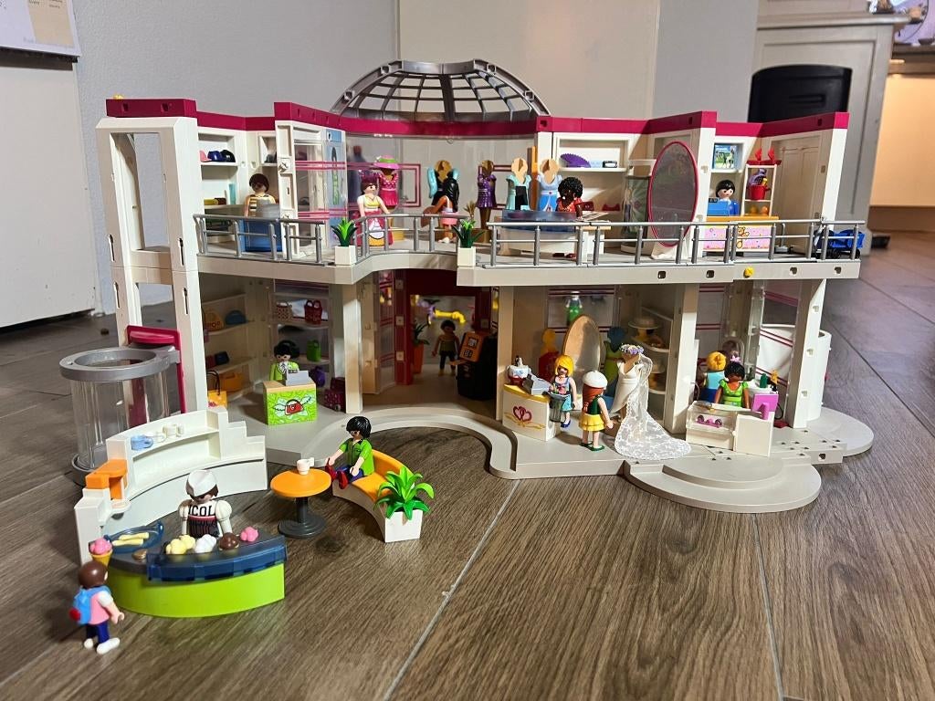 Heel veel Playmobil, 6 sets w.o. winkelcentrum, camping, etc, Kinderen en Baby's, Speelgoed | Playmobil, Ophalen, Gebruikt, Complete set
