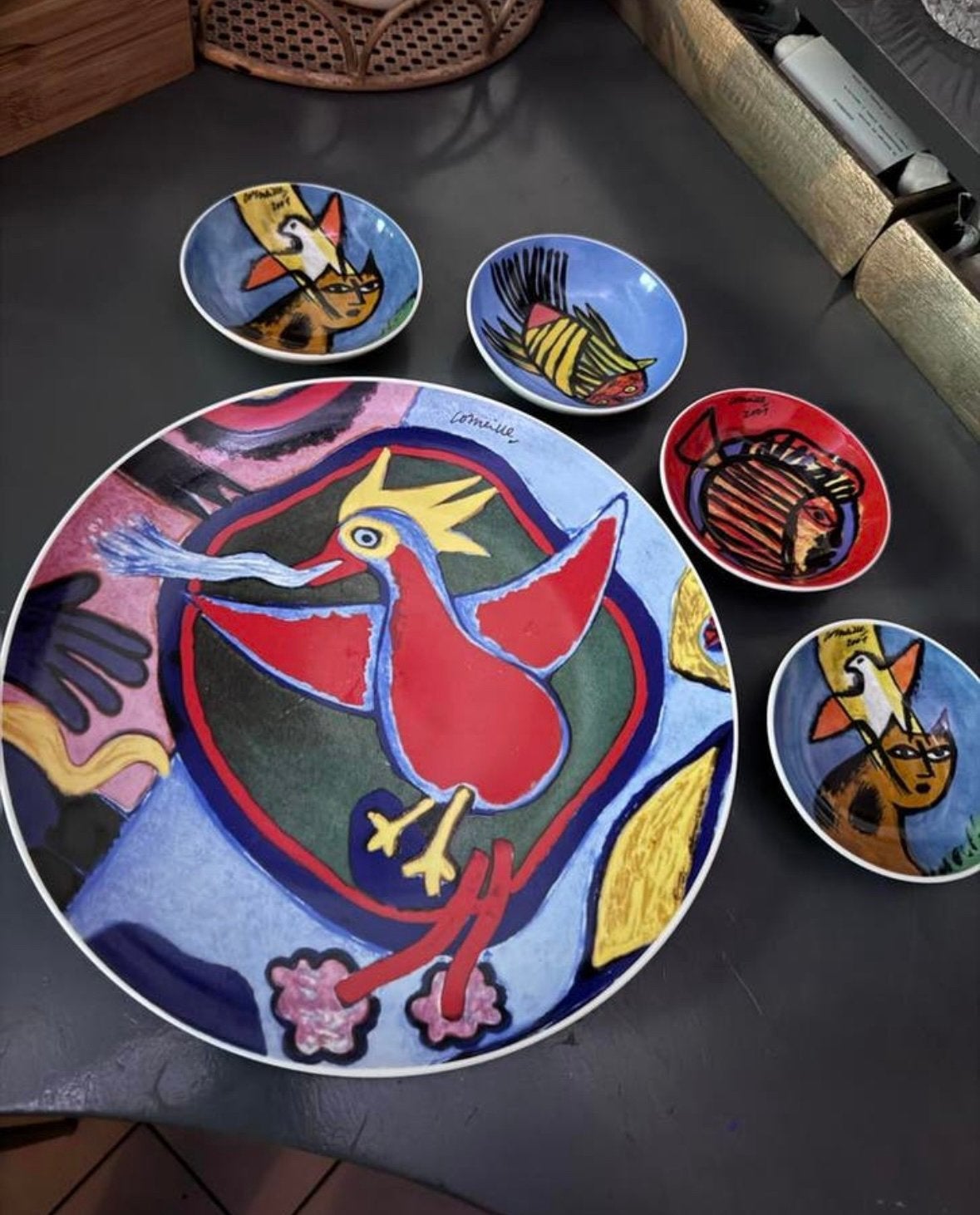 corneille servies, Ophalen