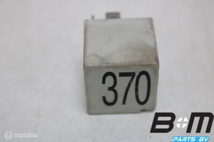 Relais 370 VW Passat 3BG 8D0951253