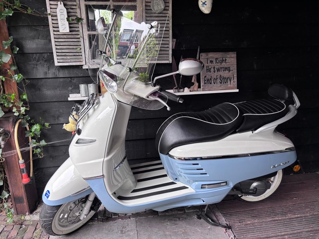 Peugeot Django Heritage, Ophalen, Zo goed als nieuw, Benzine, Peugeot