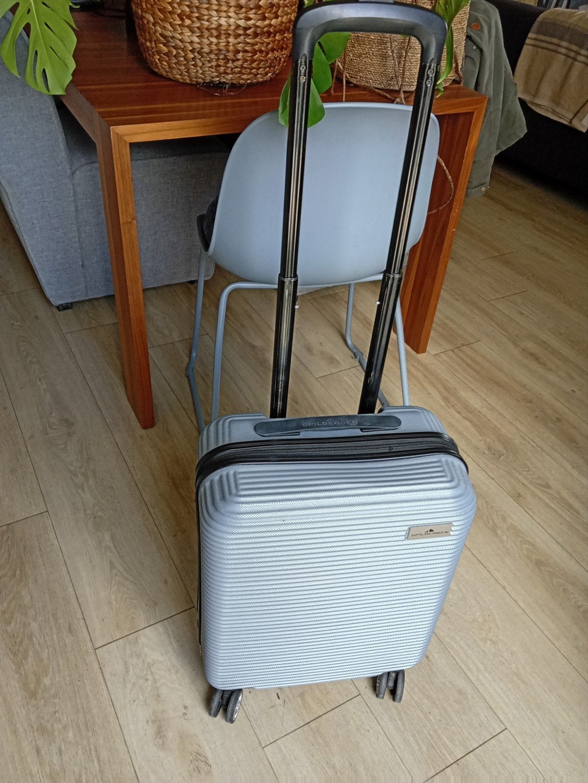 Spilbergen Handbagage Koffer - 50x35x25 cm, Wieltjes, Gebruikt, 50 tot 60 cm, Hard kunststof