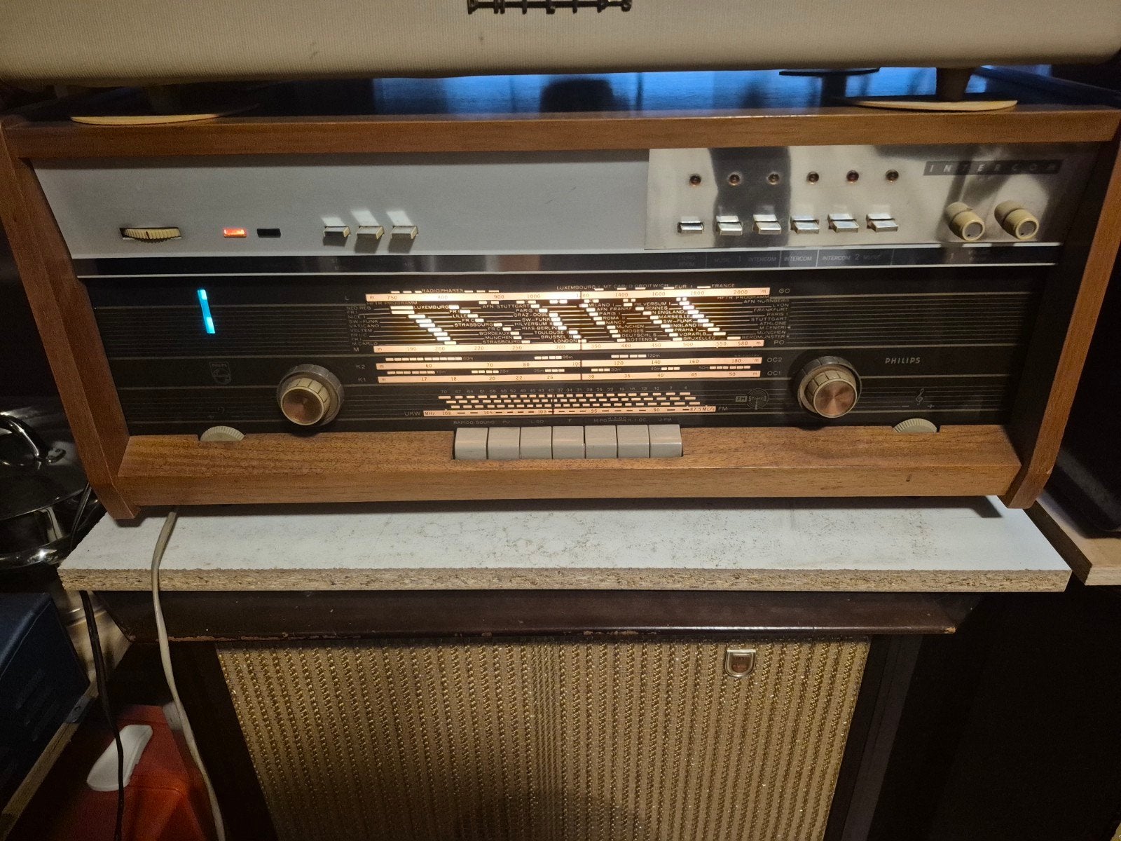 Philips B8X44A Buizen radio, Ophalen