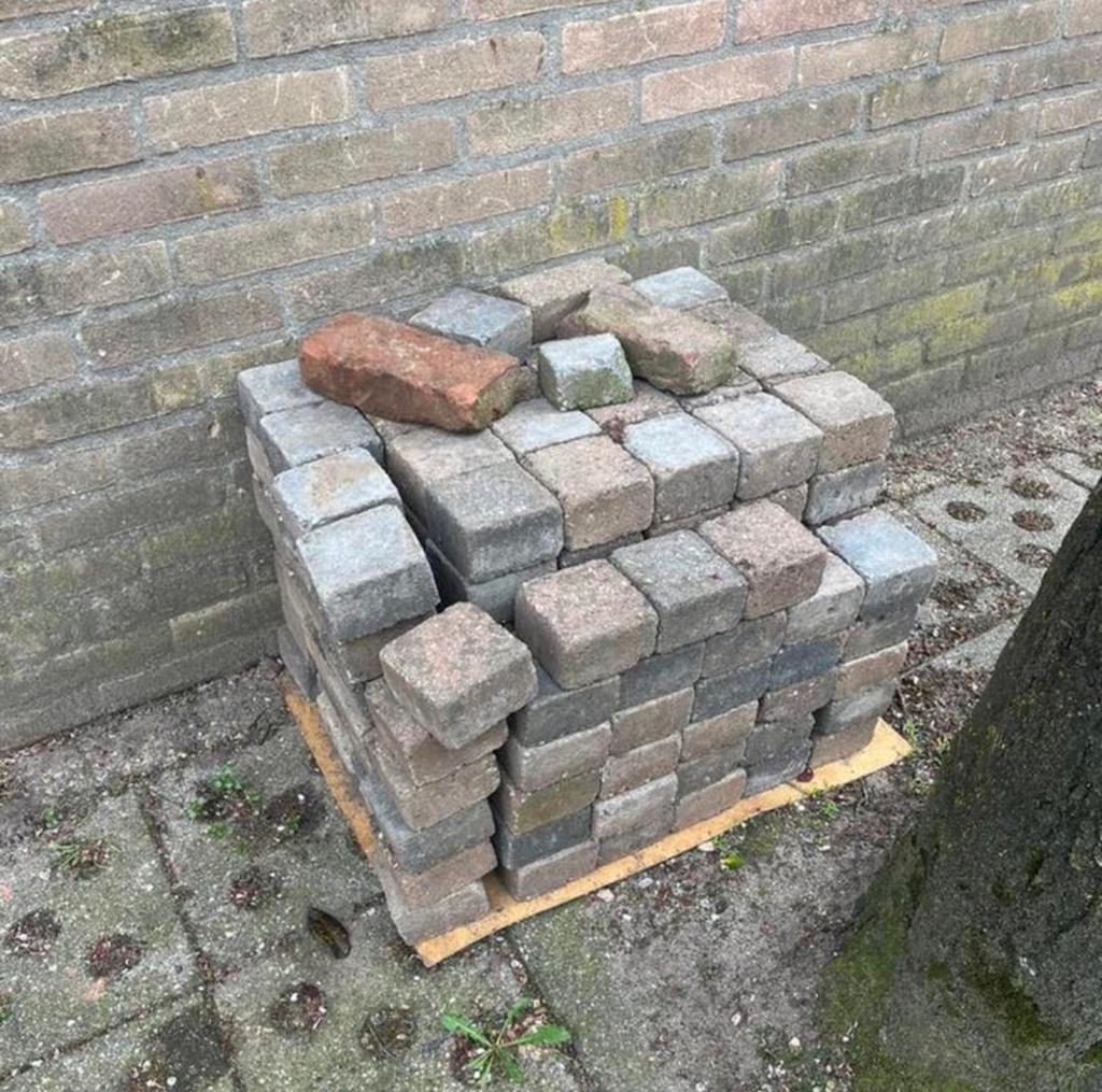 Gratis ophalen, Doe-het-zelf en Verbouw, Metselstenen, Ophalen, Zo goed als nieuw, Bakstenen