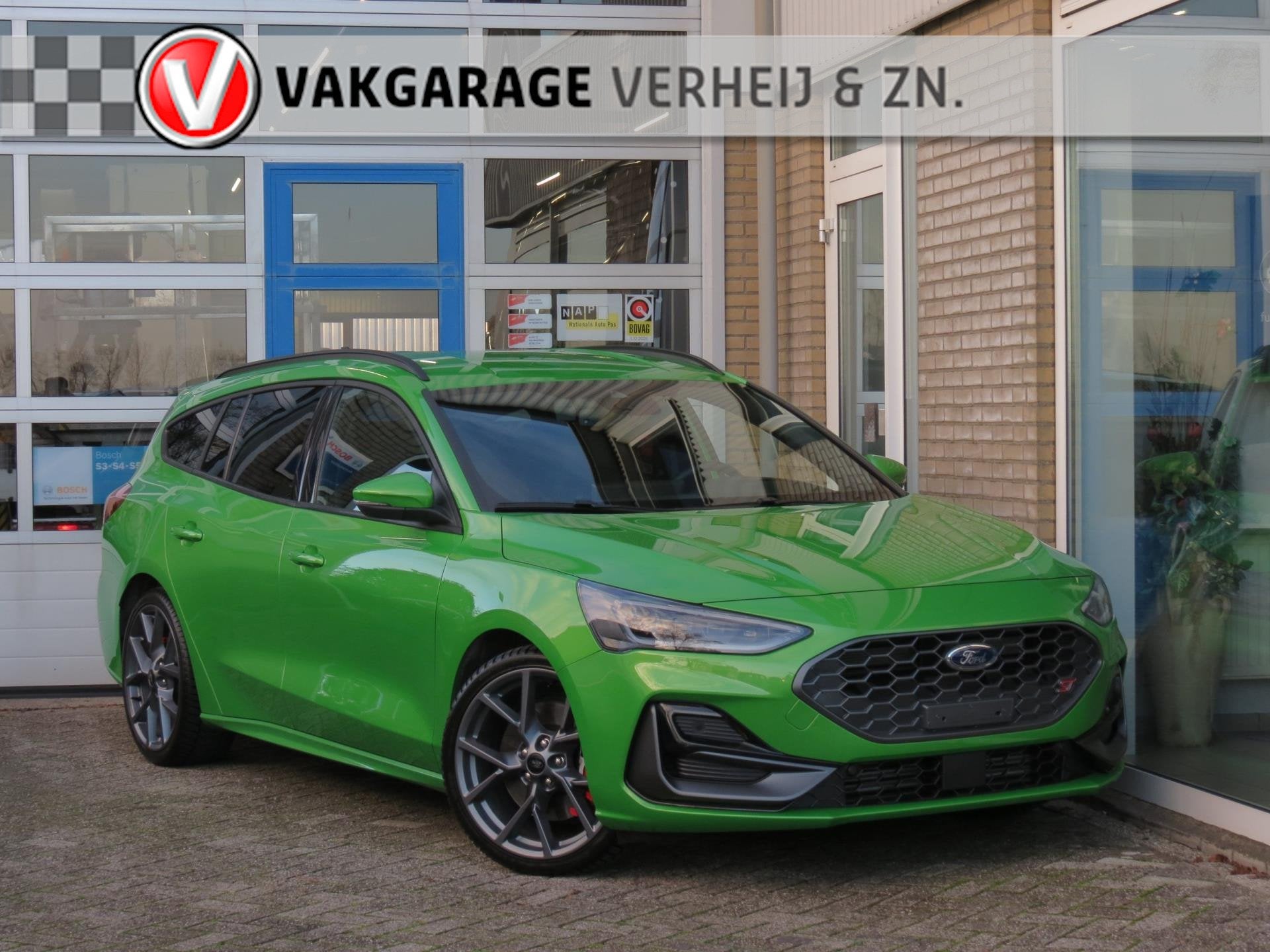 Ford Focus Wagon 2.3 EcoBoost ST-X B&O|Performance Pack|Came, Gebruikt, 4 cilinders, 2261 cc, 1600 kg
