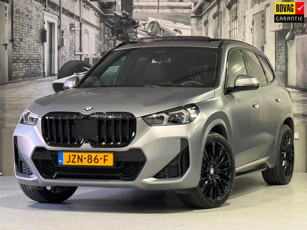 BMW X1 SDrive18i M Sport Frozen Grey, 136 pk, Gebruikt, 3 cilinders, 1475 kg