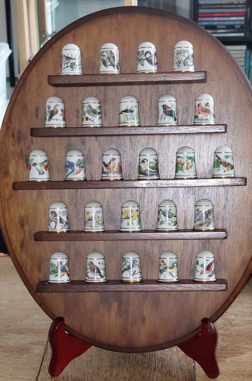 Vingerhoedjes Collectie met Houten Display - Vogels, Ophalen of Verzenden, Zo goed als nieuw