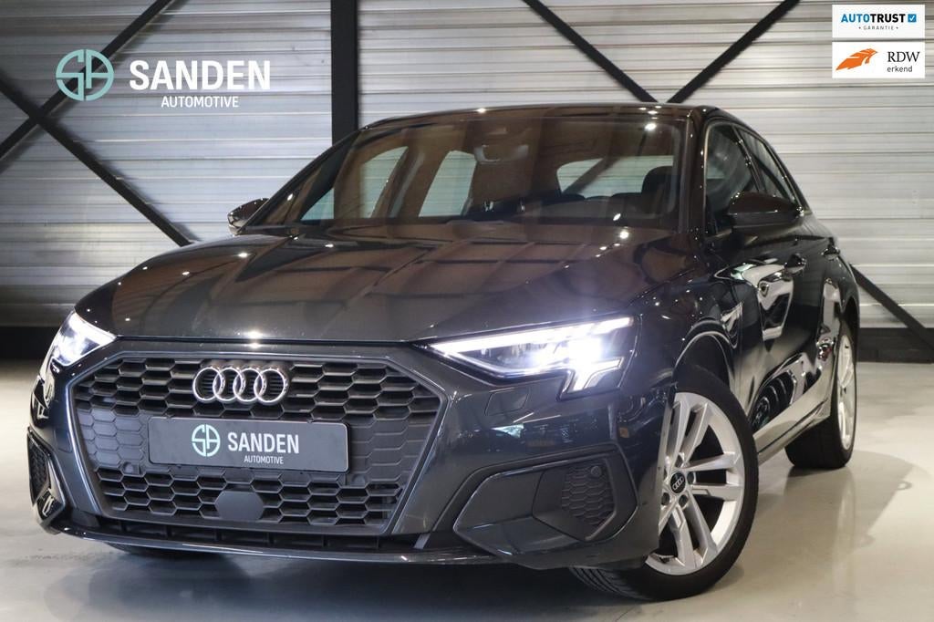 Audi A3 Sportback 40 TFSI e Edition|Plug in|204 PK|Automaat|, Automaat, Stof, Gebruikt, Zwart