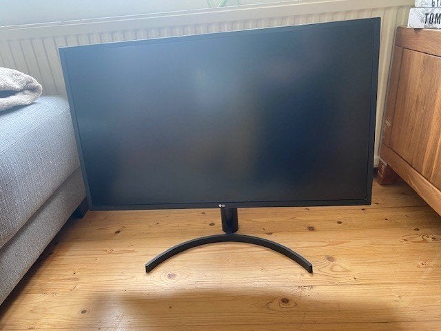 LG Monitor (32 inch, 32UK550, 3840x2160, 4K, Zwart), Computers en Software, Monitoren, 31,5", HDMI, In hoogte verstelbaar, LG