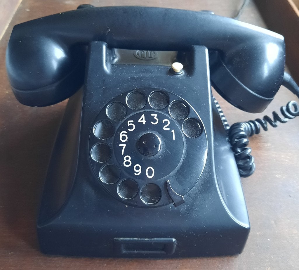 Bakelieten telefoon PTT, merk Ericsson type RUEN