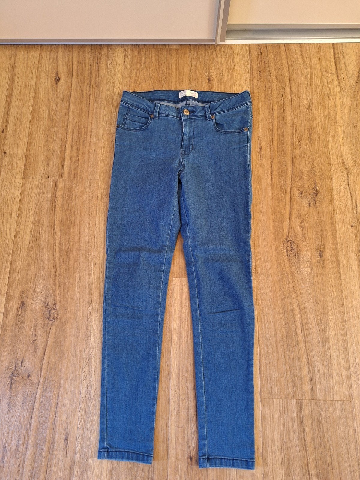 Mooie jeansbroek van Zara maat 152., Kinderen en Baby's, Broek, Meisje, Ophalen of Verzenden, Zo goed als nieuw
